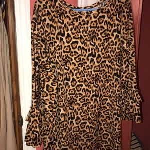 Dainty jewell layering ruffled shirt